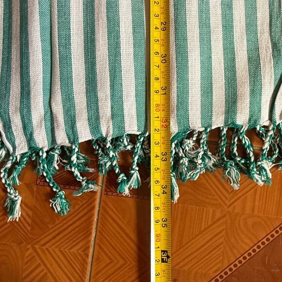 Artisan Womens Scarf Beautifully Handmade in Cambodia - Picture 2 of 3
